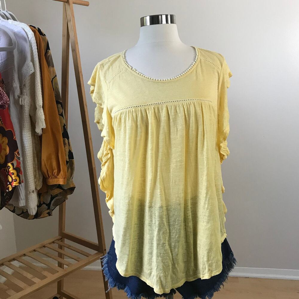 Deletta Anthropologie • Ina Flutter Linen Top